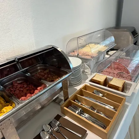 Caraibi - Breakfast Until 11-00 And Dinner-mirabilandia Partner Milano Marittima