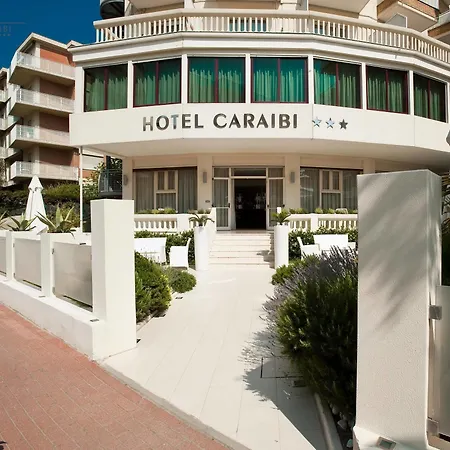 Caraibi - Breakfast Until 11-00 And Dinner-mirabilandia Partner Hotel Milano Marittima