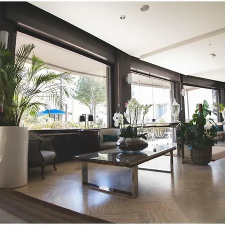 Caraibi - Long Breakfast Until 11-00 And Dinner 3*