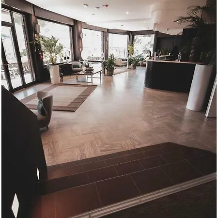 Caraibi Hotel 3*