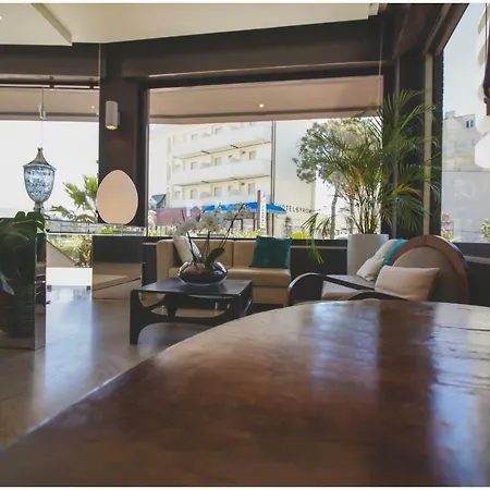 Caraibi - Breakfast Until 11-00 And Dinner-mirabilandia Partner 3* Milano Marittima