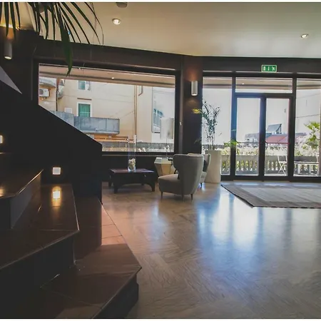 Caraibi - Long Breakfast Until 11-00 And Dinner 3* 米兰马瑞提那