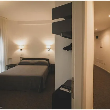 Caraibi 3*