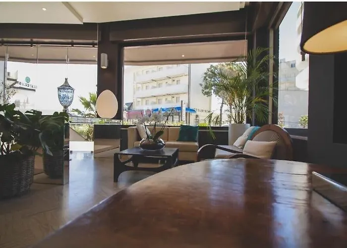 Caraibi - Long Breakfast Until 11-00 And Dinner Milano Marittima