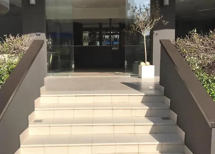 Caraibi - Long Breakfast Until 11-00 And Dinner Hotel Milano Marittima