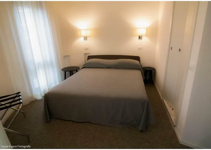 Caraibi - Long Breakfast Until 11-00 And Dinner